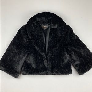 Faux Fur 3/4 black sleeve jacket.